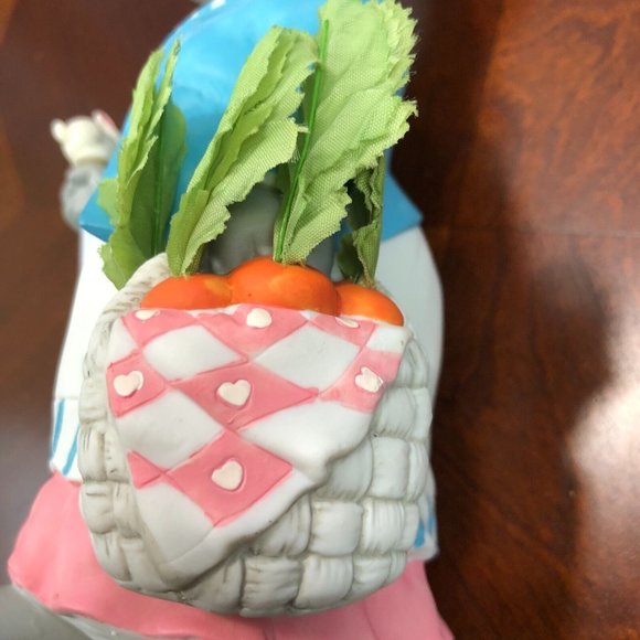 Dept 56 Easter Hideaway Hollow